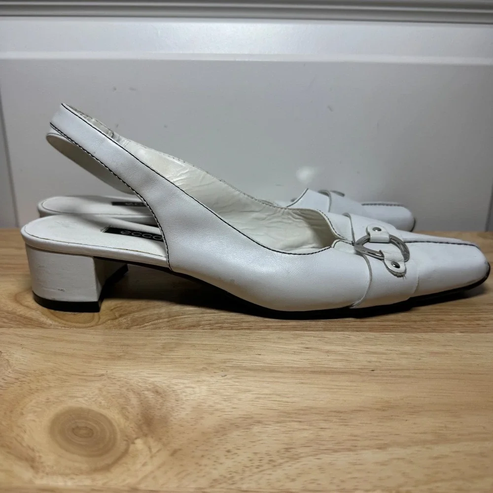 Ecco Womens White Leather Square Toe Slingback Block Heels Silver Buckle Size 40